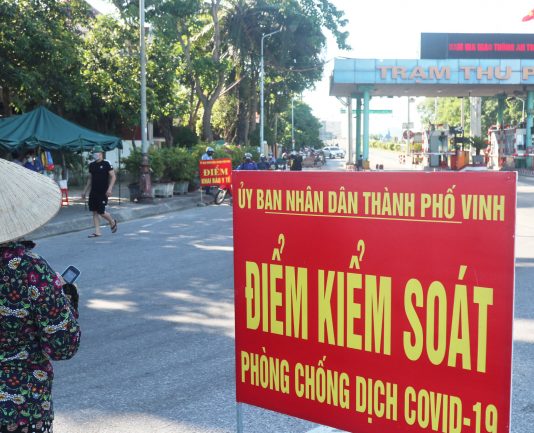 Người dân ra vào TP Vinh cần giấy tờ gì từ ngày 24-9?