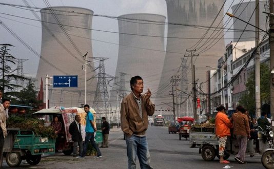 Trung Quốc tính tăng giá điện công nghiệp để giảm sức ép thiếu điện