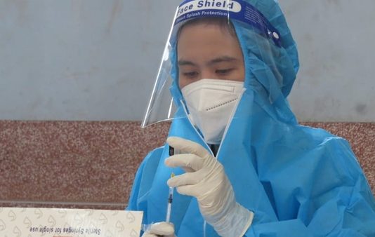 Sáng 11/2, Nghệ An ghi nhận 901 trường hợp mới nhiễm COVID-19, có 162 ca cộng đồng tại 13 địa phương