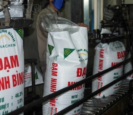 Giá phân bón tăng cao chưa từng có trong 50 năm, có nên cấm xuất khẩu?