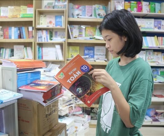Nghệ An: Lúng túng chọn sách giáo khoa chương trình giáo dục phổ thông mới
