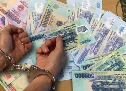 Cựu cán bộ công an lừa đảo hơn 3 tỉ đồng