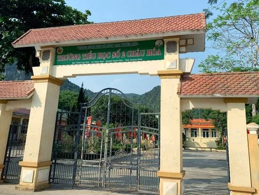 Cách chức hiệu trưởng mang sổ đỏ nhà trường đi cầm cố